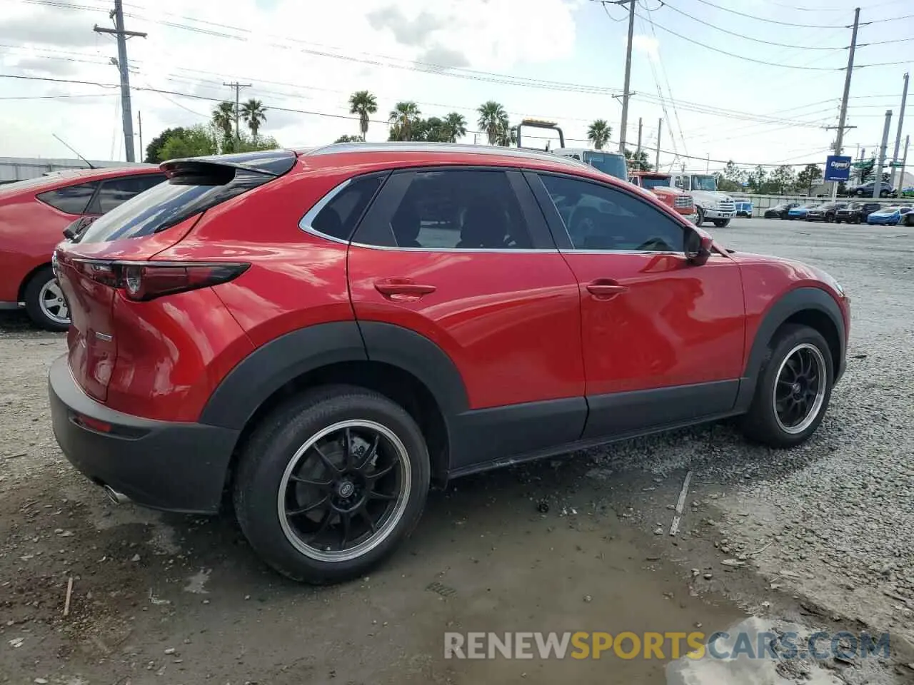 3 fotografías del automóvil dañado 3MVDMBCM0PM533469 MAZDA CX30 2023