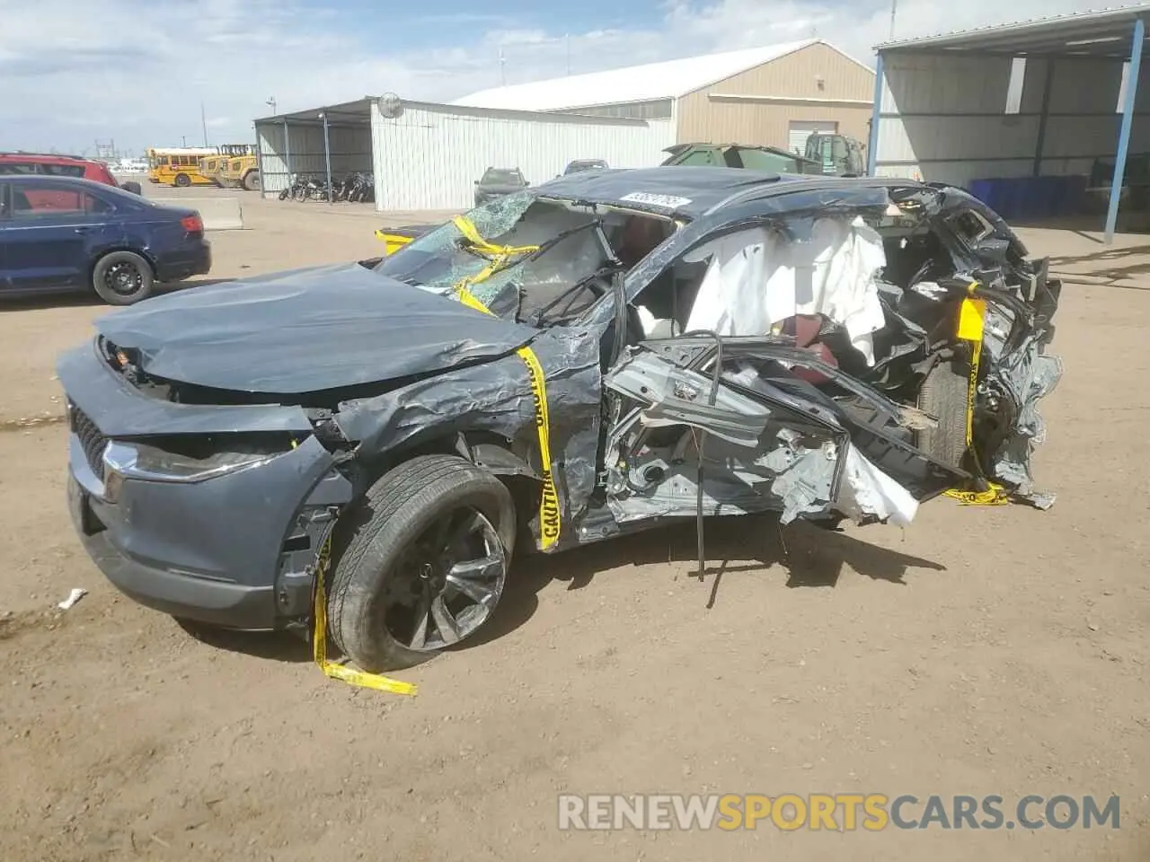 1 fotografías del automóvil dañado 3MVDMBCM1PM578257 MAZDA CX30 2023