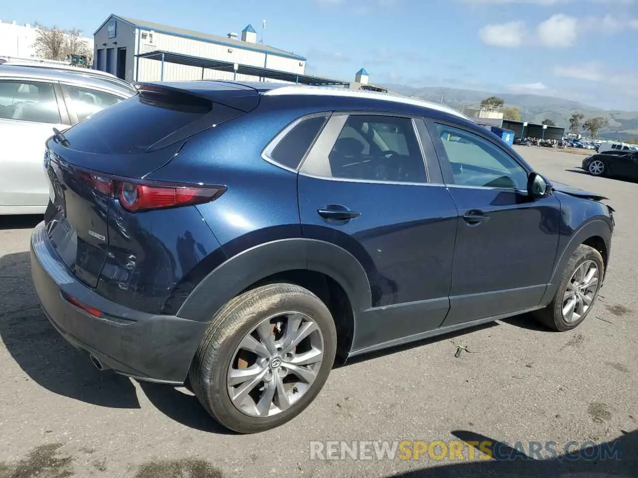3 fotografías del automóvil dañado 3MVDMBCM1PM582423 MAZDA CX30 2023