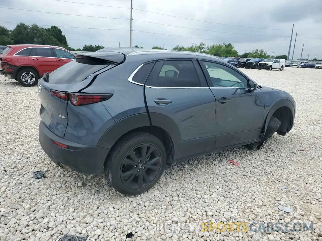 3 fotografías del automóvil dañado 3MVDMBCM2PM539130 MAZDA CX30 2023