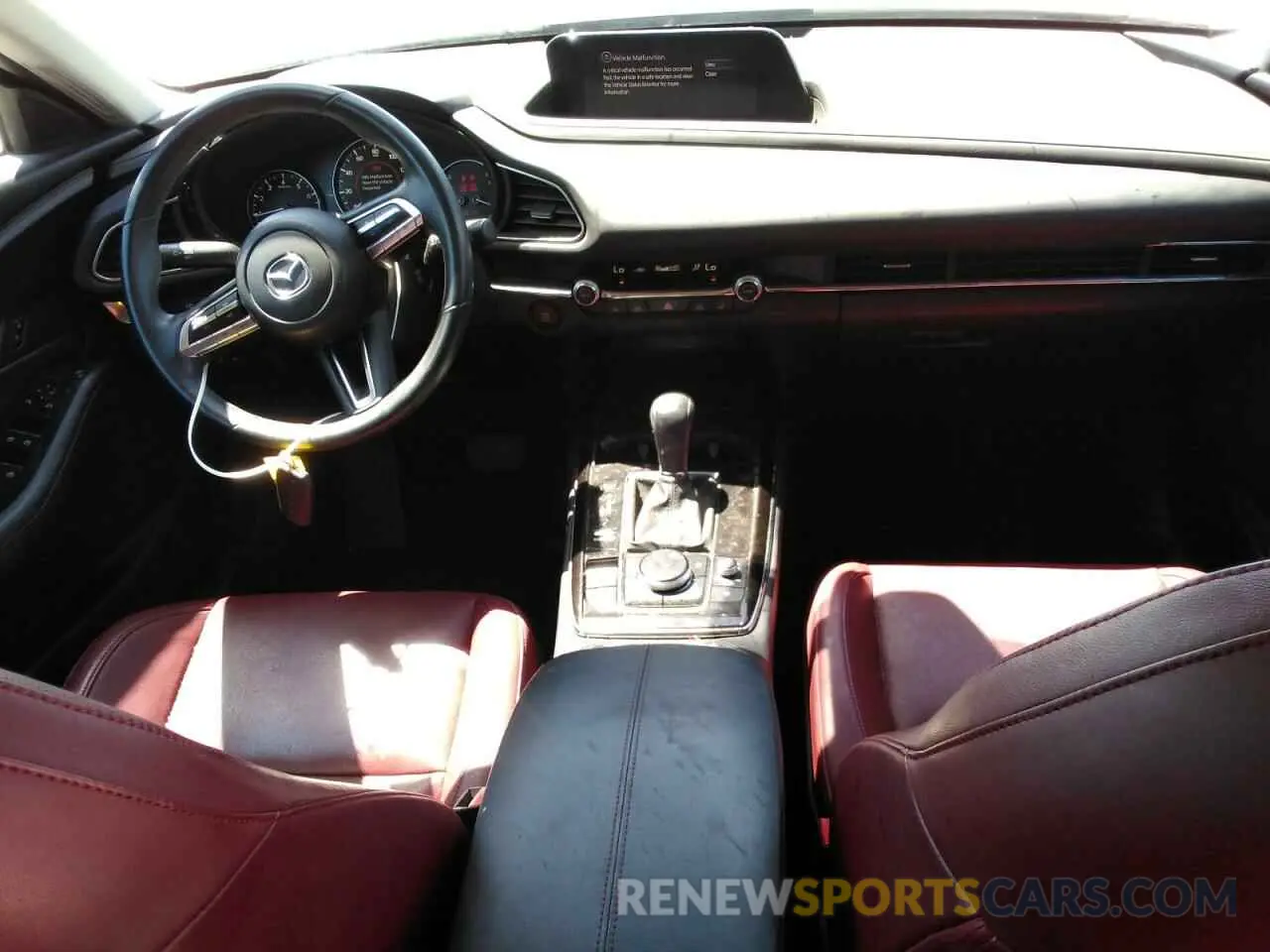 8 fotografías del automóvil dañado 3MVDMBCM2PM539130 MAZDA CX30 2023