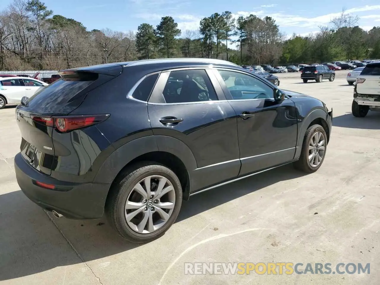 3 fotografías del automóvil dañado 3MVDMBCM4PM527285 MAZDA CX30 2023