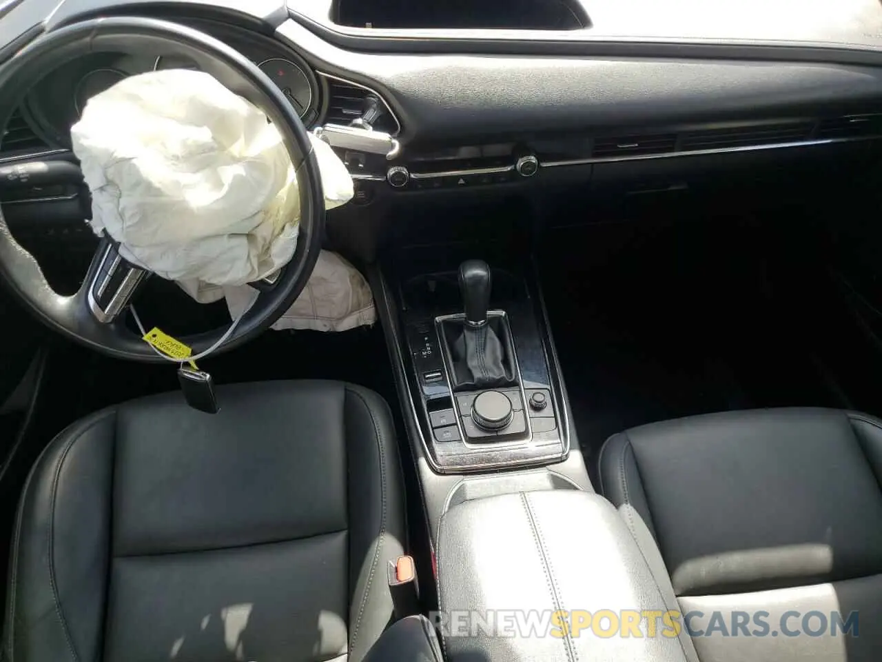 8 fotografías del automóvil dañado 3MVDMBCM4PM527285 MAZDA CX30 2023