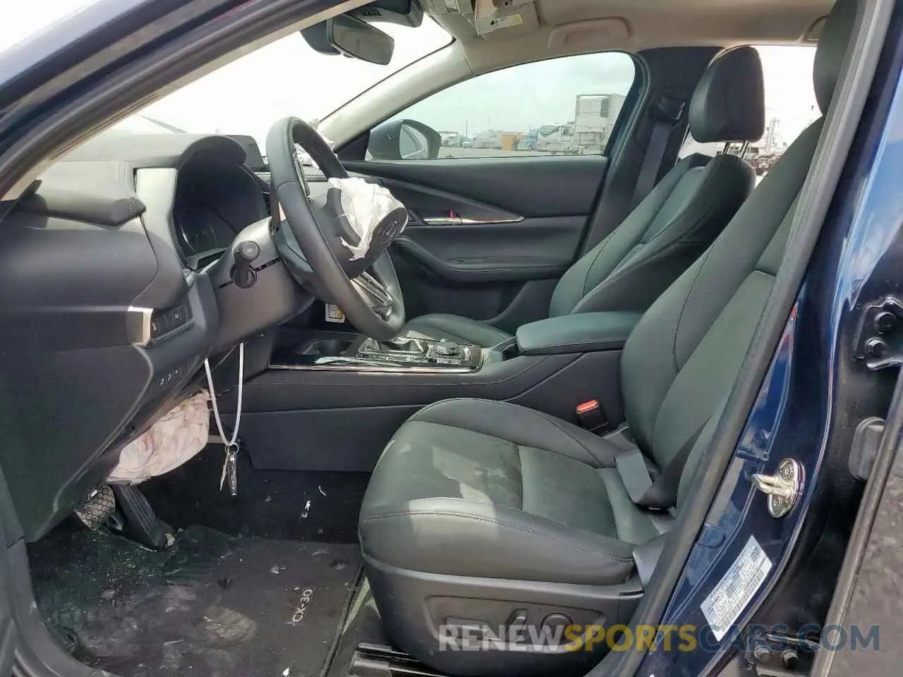 7 fotografías del automóvil dañado 3MVDMBCM5PM504078 MAZDA CX30 2023