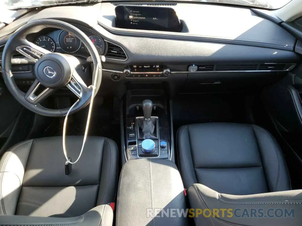 8 fotografías del automóvil dañado 3MVDMBCM8PM501403 MAZDA CX30 2023