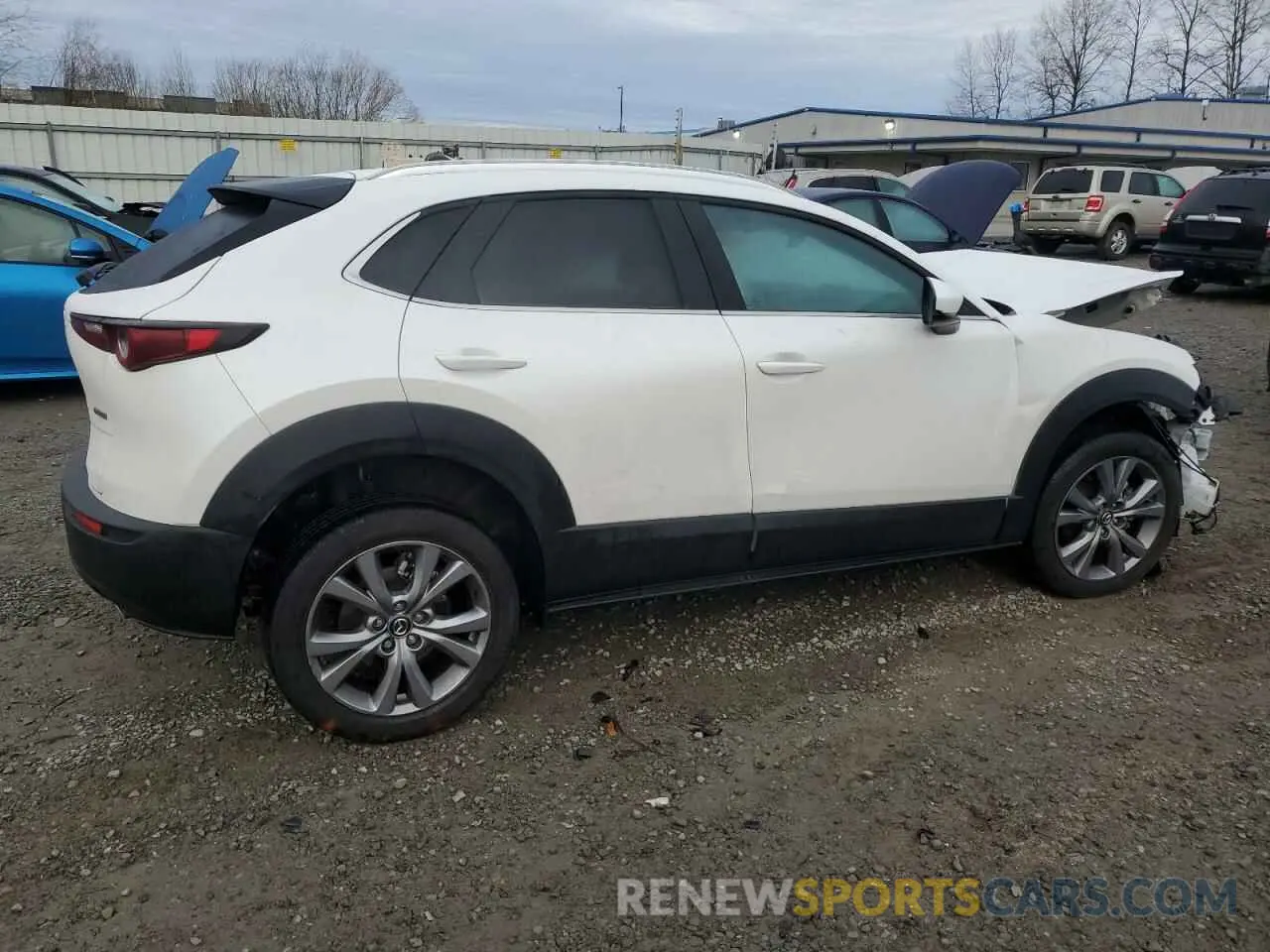 3 fotografías del automóvil dañado 3MVDMBCM8PM522199 MAZDA CX30 2023