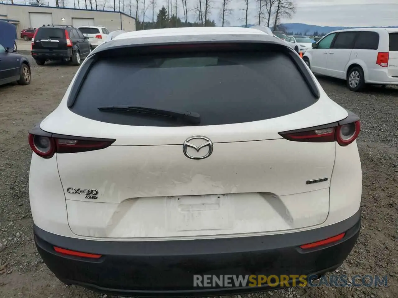 6 fotografías del automóvil dañado 3MVDMBCM8PM522199 MAZDA CX30 2023