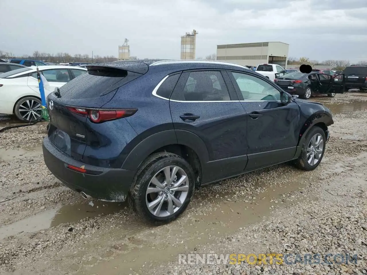 3 fotografías del automóvil dañado 3MVDMBCM8PM571080 MAZDA CX30 2023