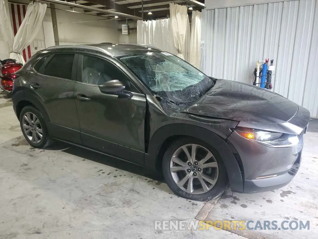 4 fotografías del automóvil dañado 3MVDMBCM9PM516797 MAZDA CX30 2023