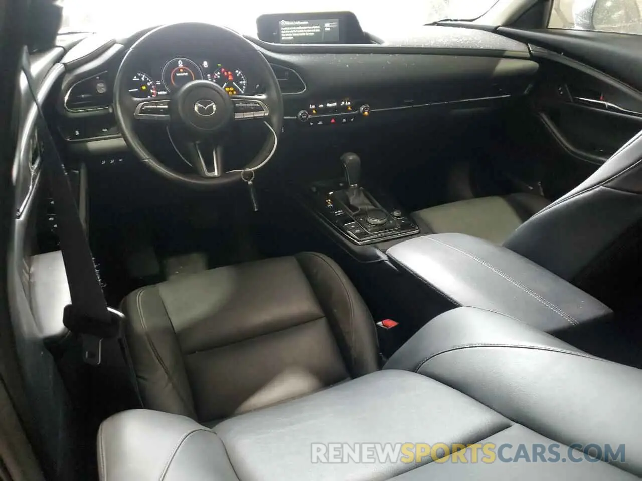 8 fotografías del automóvil dañado 3MVDMBCM9PM516797 MAZDA CX30 2023