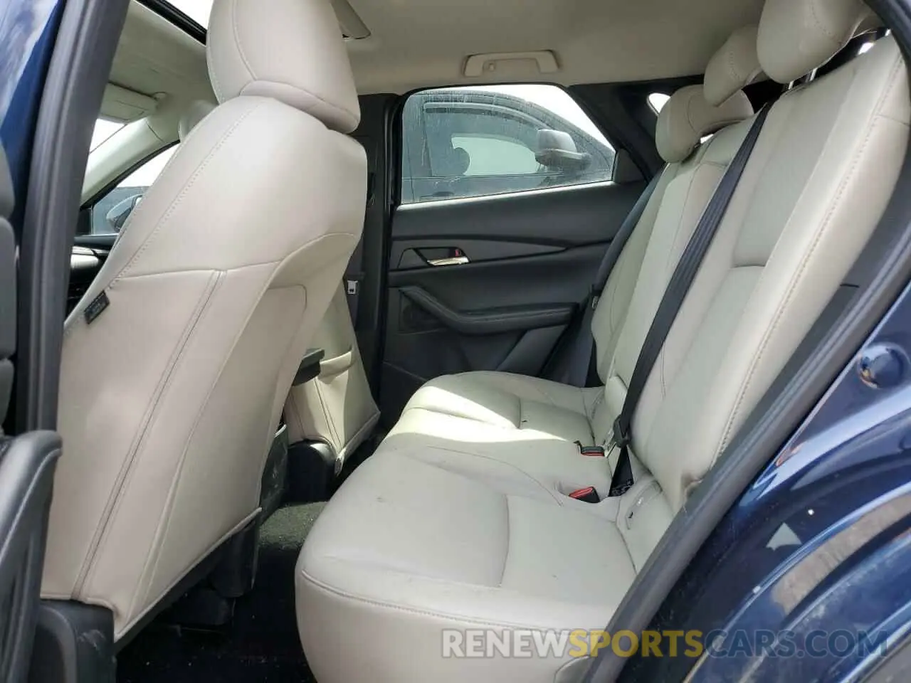 10 fotografías del automóvil dañado 3MVDMBCMXPM501581 MAZDA CX30 2023