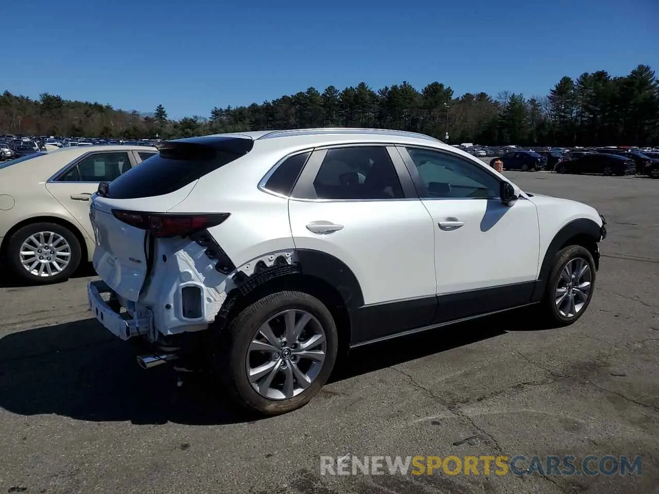 3 fotografías del automóvil dañado 3MVDMBCMXPM547654 MAZDA CX30 2023