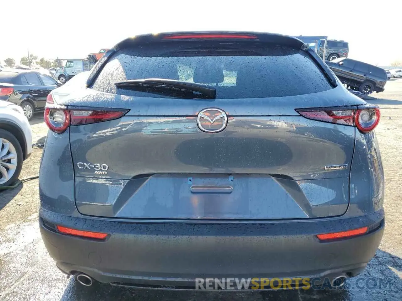 6 fotografías del automóvil dañado 3MVDMBCMXPM570626 MAZDA CX30 2023
