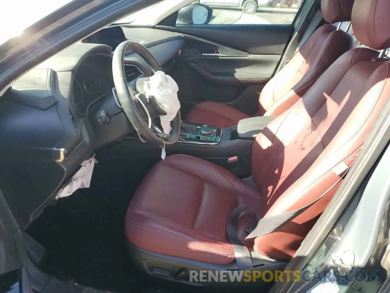 7 fotografías del automóvil dañado 3MVDMBCMXPM570626 MAZDA CX30 2023