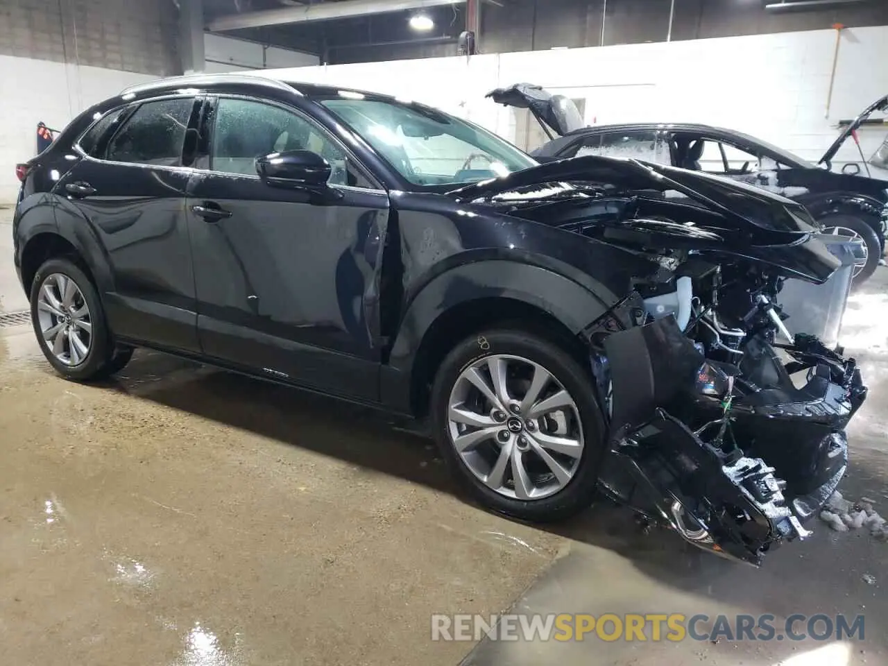 4 fotografías del automóvil dañado 3MVDMBDM0PM520591 MAZDA CX30 2023