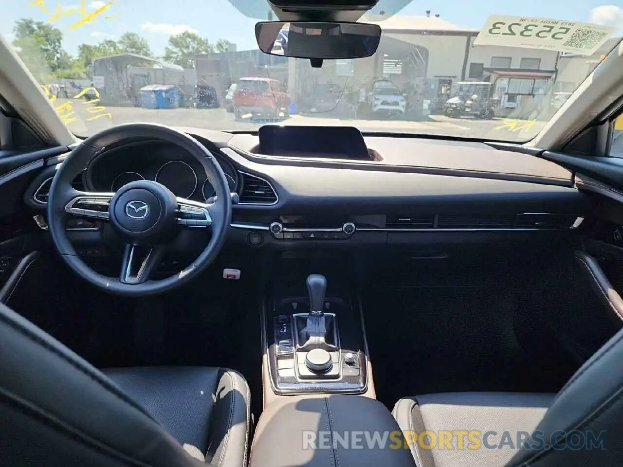 8 fotografías del automóvil dañado 3MVDMBDM1PM568102 MAZDA CX30 2023