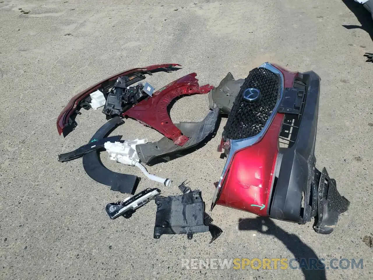 13 fotografías del automóvil dañado 3MVDMBDM8PM569781 MAZDA CX30 2023