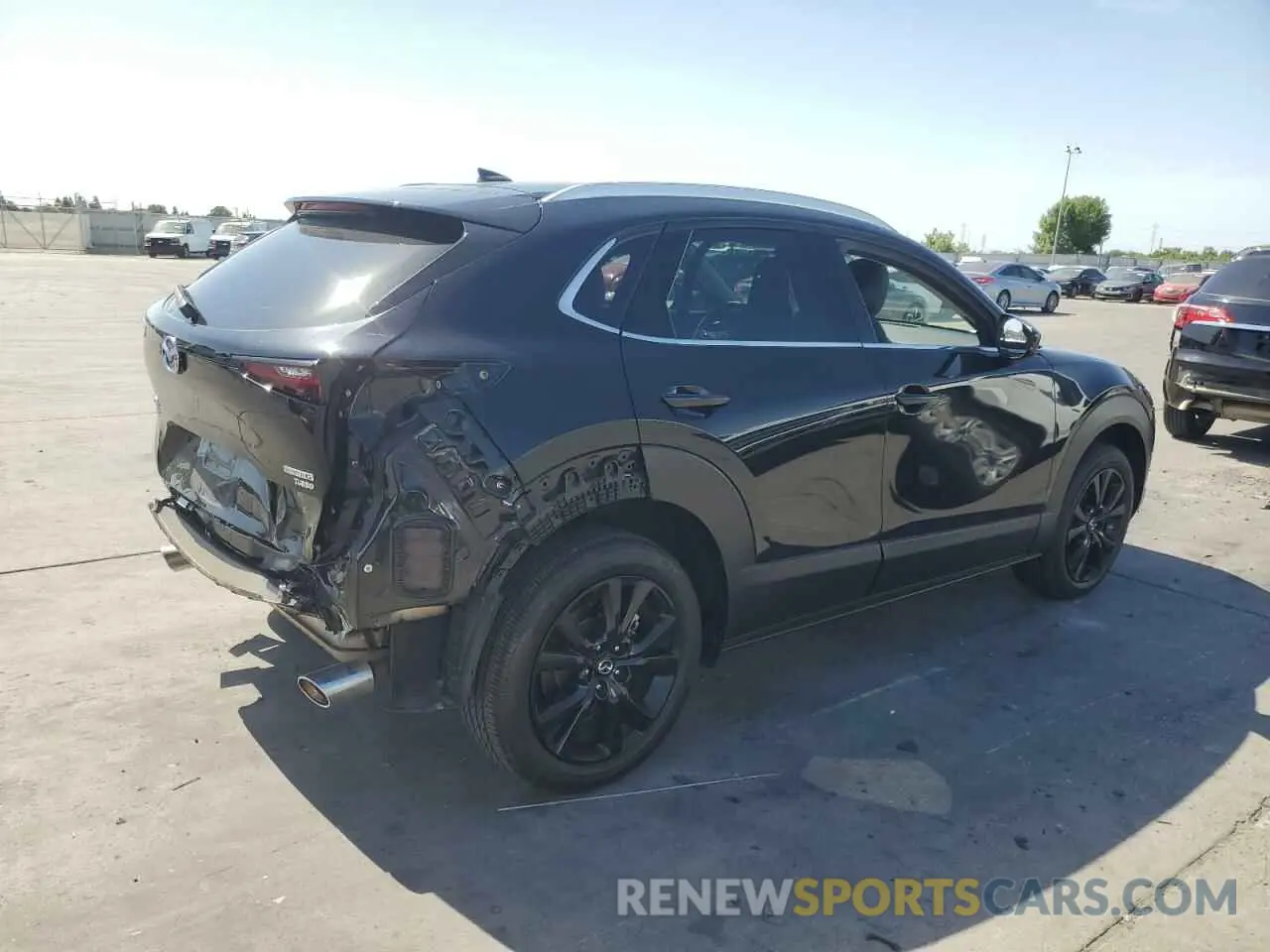 3 fotografías del automóvil dañado 3MVDMBEY0PM578346 MAZDA CX30 2023