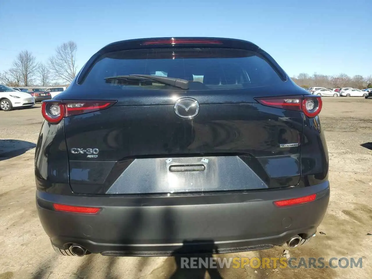 6 fotografías del automóvil dañado 3MVDMBAM0RM635991 MAZDA CX30 2024