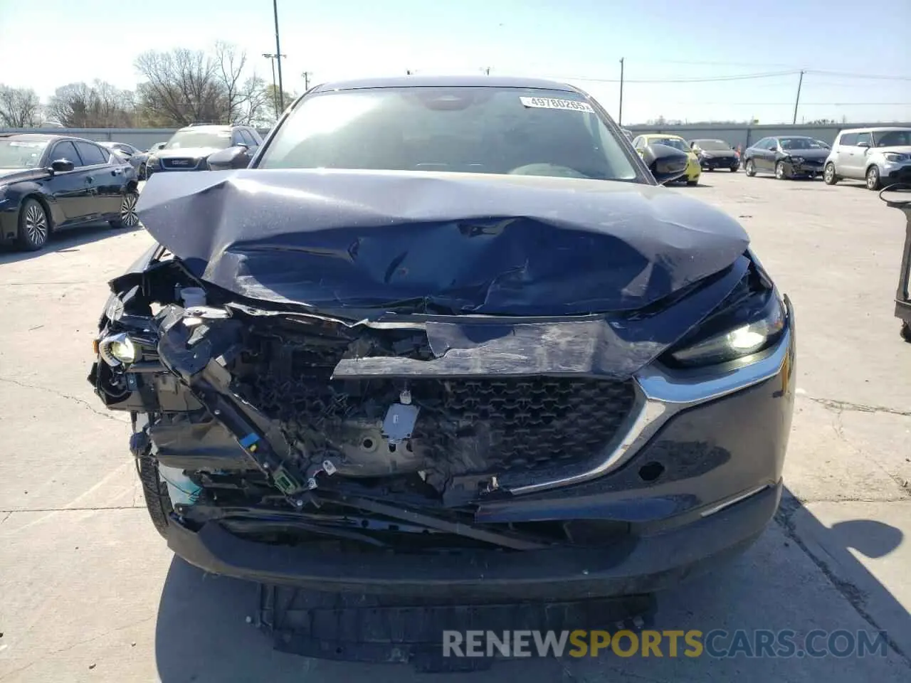 5 fotografías del automóvil dañado 3MVDMBAM0RM655691 MAZDA CX30 2024