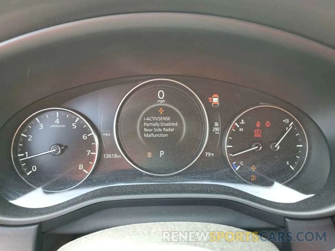 9 fotografías del automóvil dañado 3MVDMBAM4RM642331 MAZDA CX30 2024