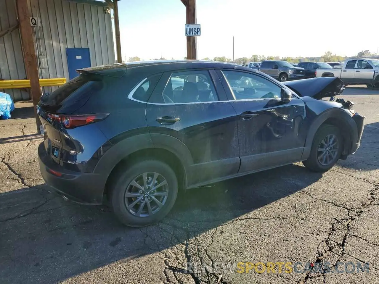 3 fotografías del automóvil dañado 3MVDMBAM5RM720275 MAZDA CX30 2024