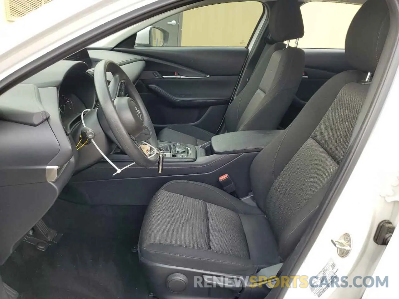 7 fotografías del automóvil dañado 3MVDMBAM6RM639446 MAZDA CX30 2024