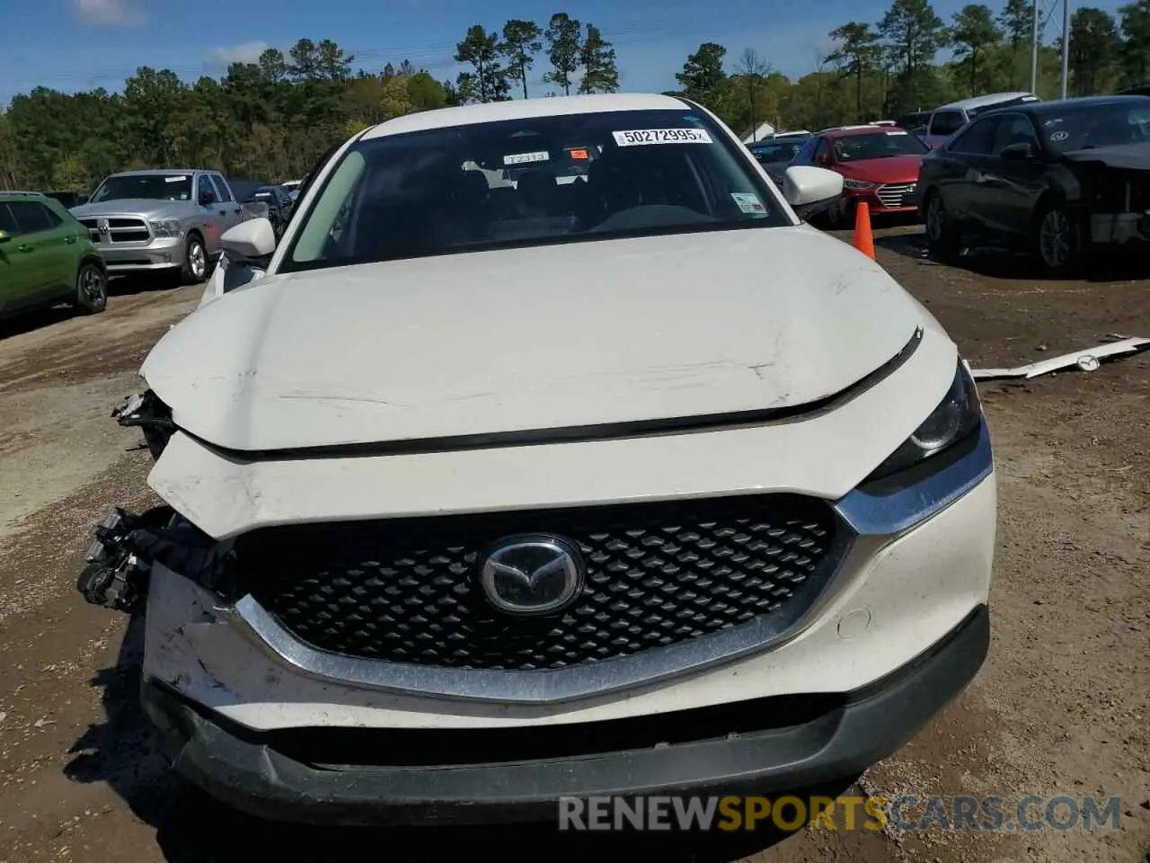 5 fotografías del automóvil dañado 3MVDMBAMXRM659652 MAZDA CX30 2024