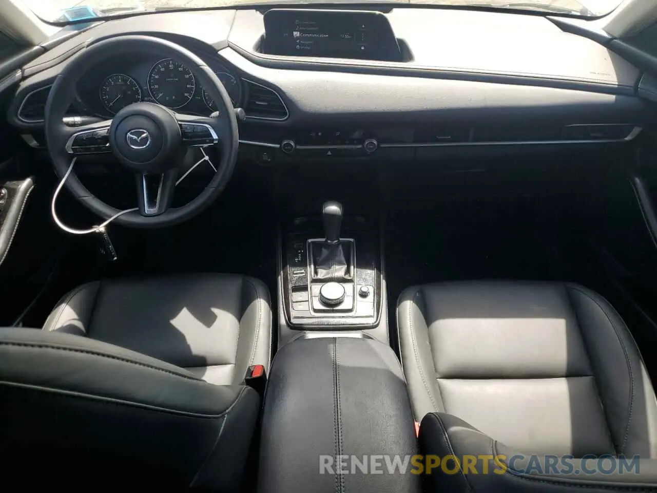 8 fotografías del automóvil dañado 3MVDMBBM1RM647338 MAZDA CX30 2024