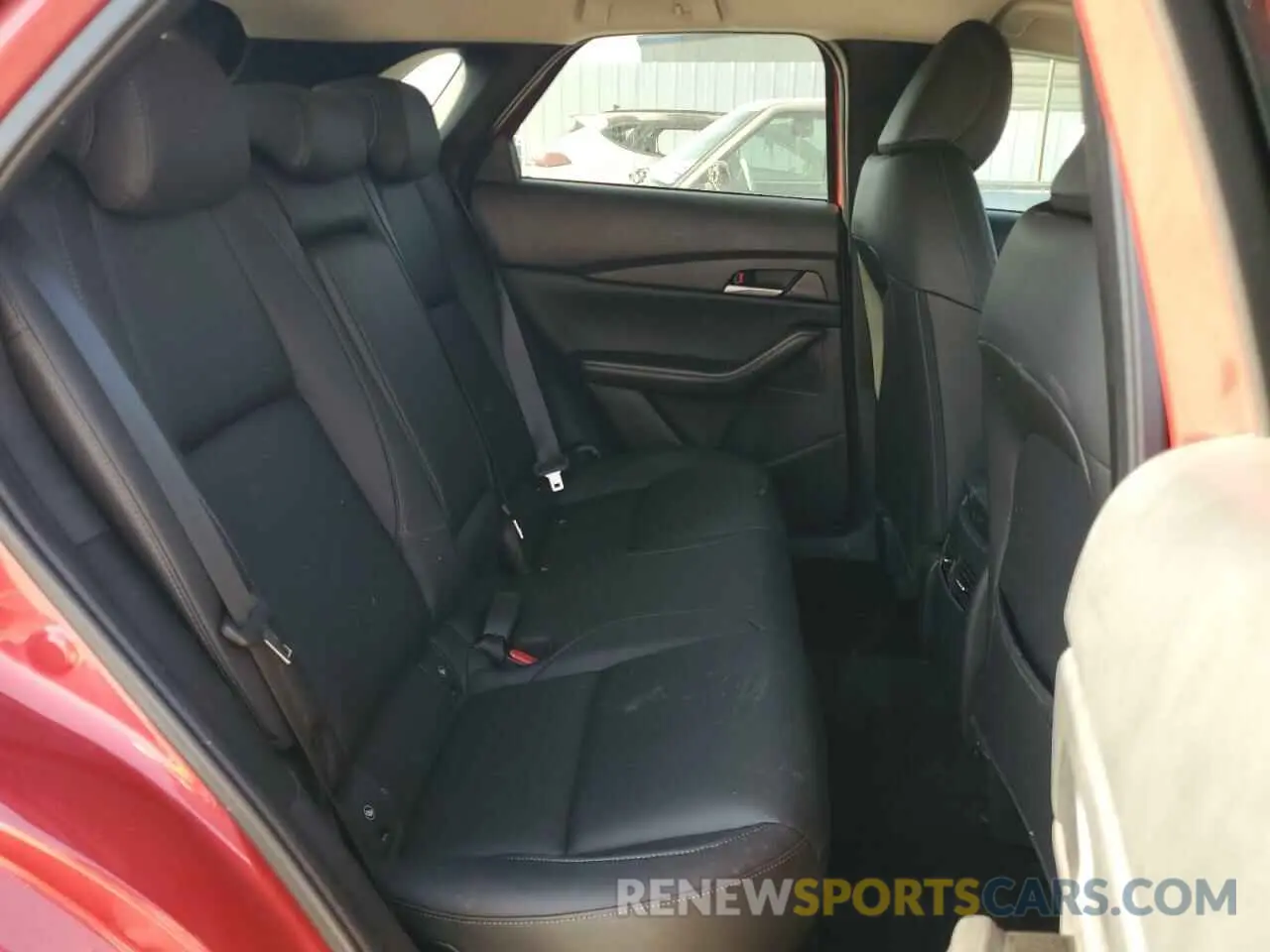 11 fotografías del automóvil dañado 3MVDMBBM1RM692005 MAZDA CX30 2024