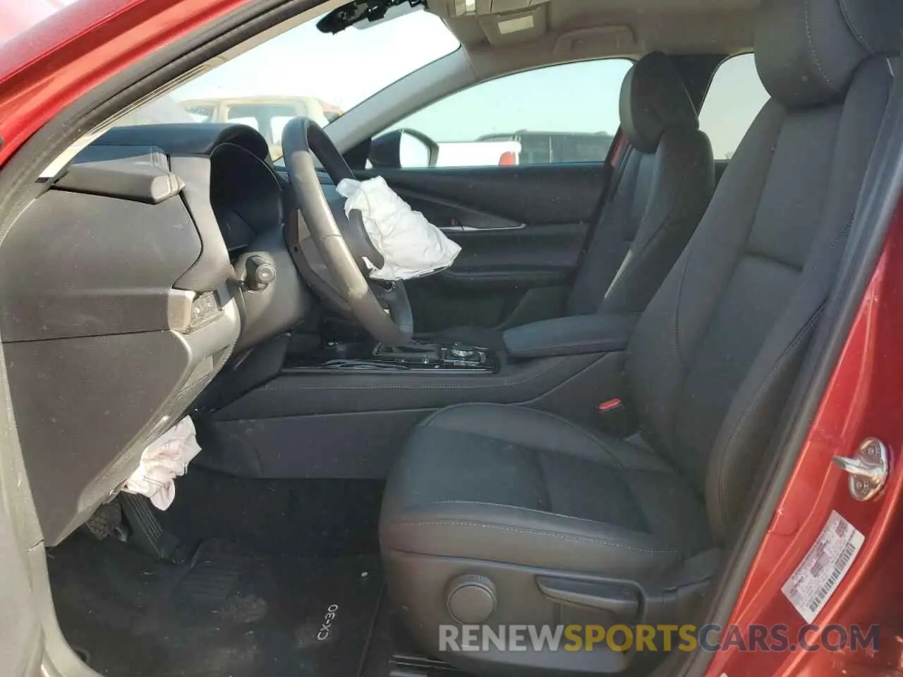 7 fotografías del automóvil dañado 3MVDMBBM1RM692005 MAZDA CX30 2024