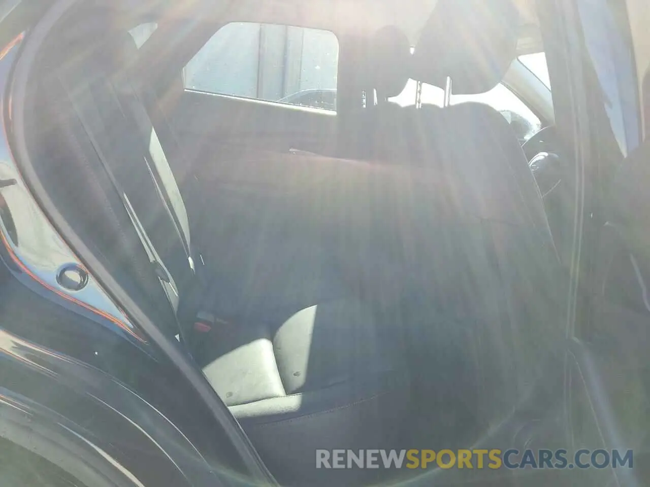 11 fotografías del automóvil dañado 3MVDMBBM2RM655318 MAZDA CX30 2024