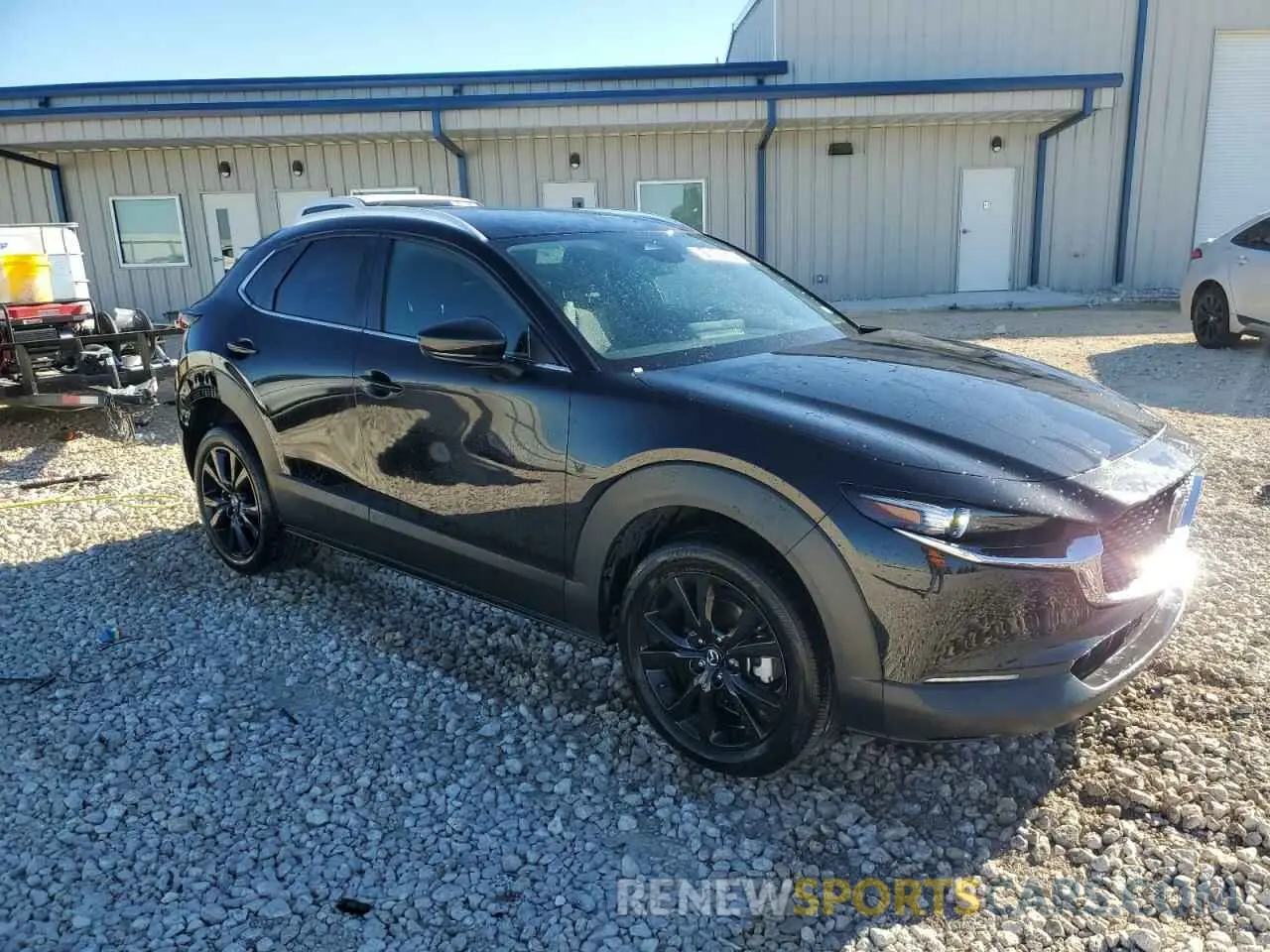 4 fotografías del automóvil dañado 3MVDMBBM2RM655318 MAZDA CX30 2024