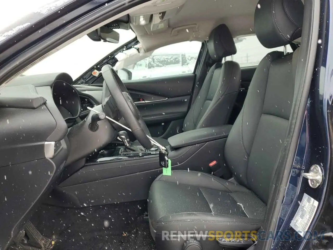 7 fotografías del automóvil dañado 3MVDMBBM4RM607867 MAZDA CX30 2024