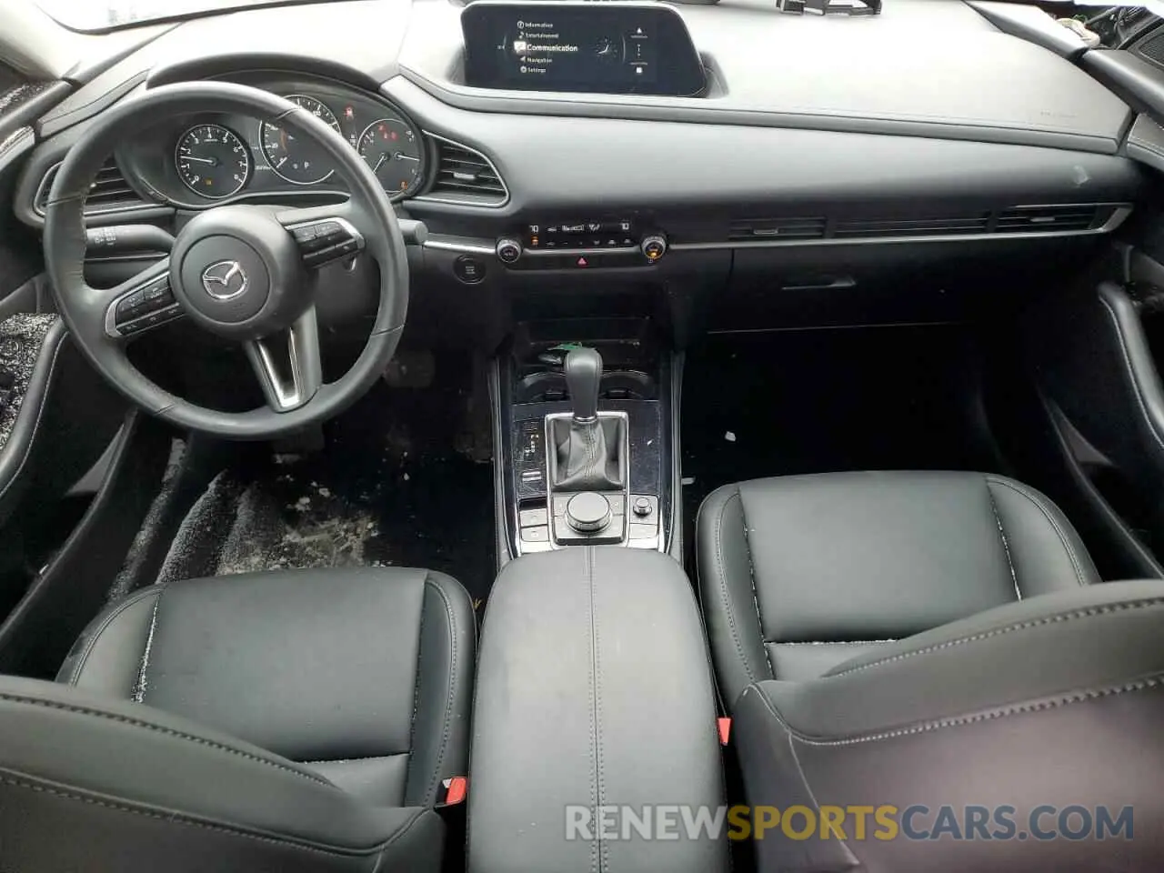 8 fotografías del automóvil dañado 3MVDMBBM4RM607867 MAZDA CX30 2024