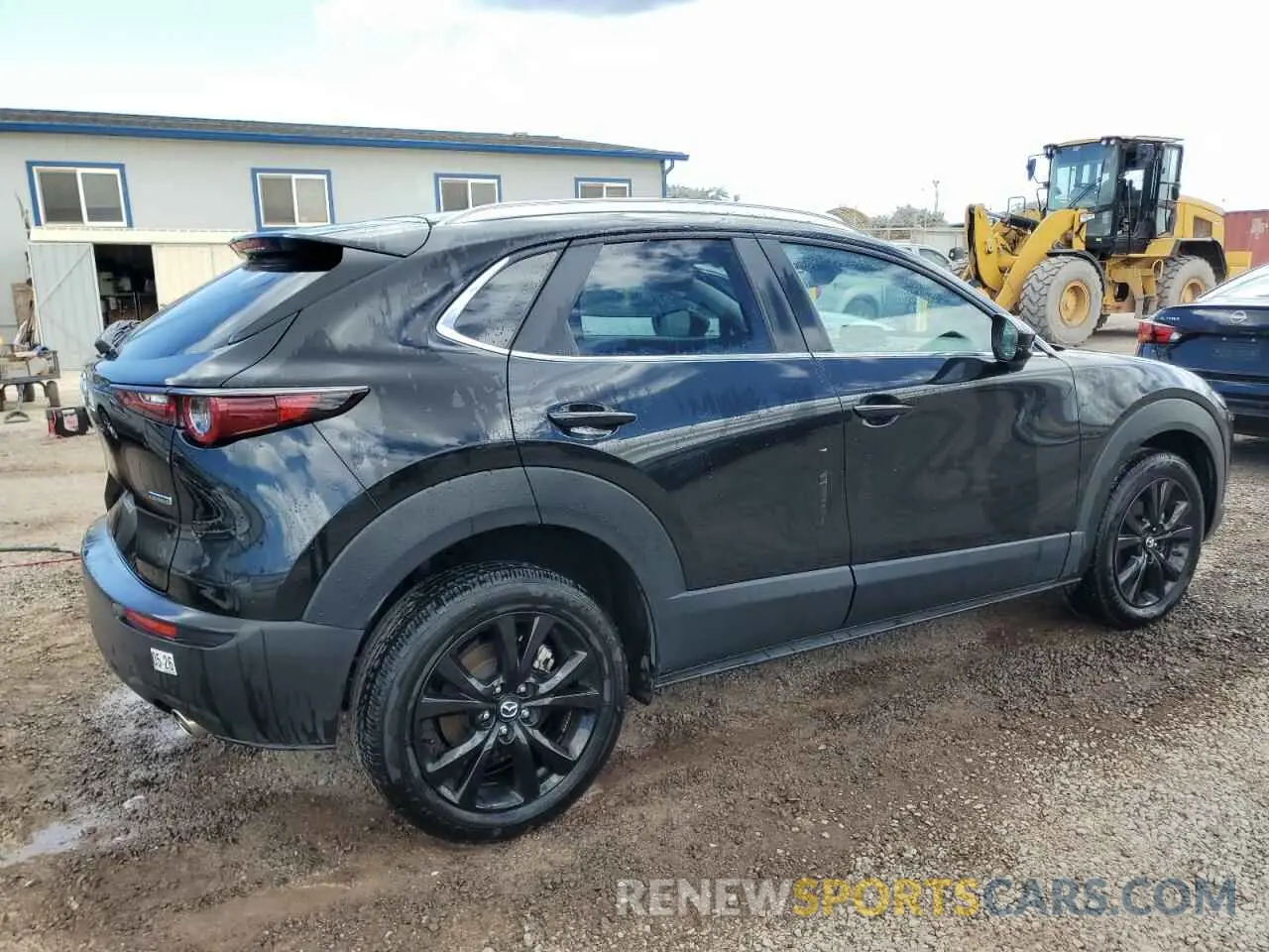 3 fotografías del automóvil dañado 3MVDMBBM5RM655247 MAZDA CX30 2024