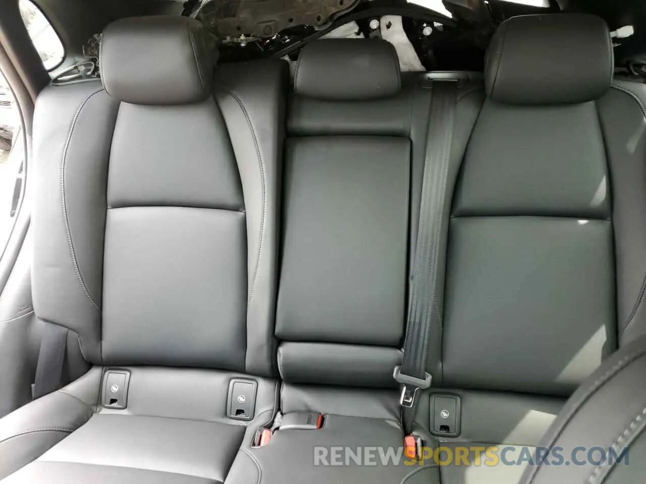 10 fotografías del automóvil dañado 3MVDMBBM5RM716922 MAZDA CX30 2024