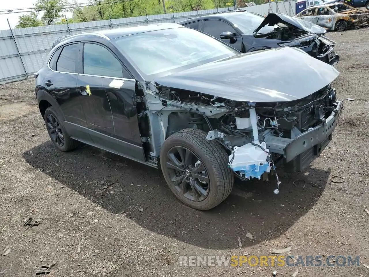 4 fotografías del automóvil dañado 3MVDMBBM5RM716922 MAZDA CX30 2024