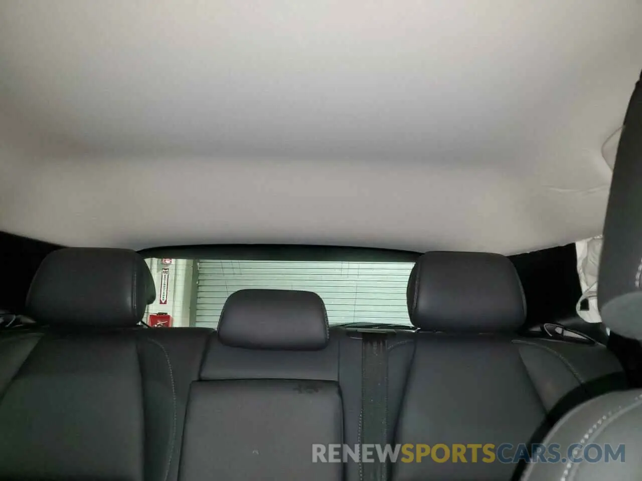 10 fotografías del automóvil dañado 3MVDMBBM6RM658481 MAZDA CX30 2024
