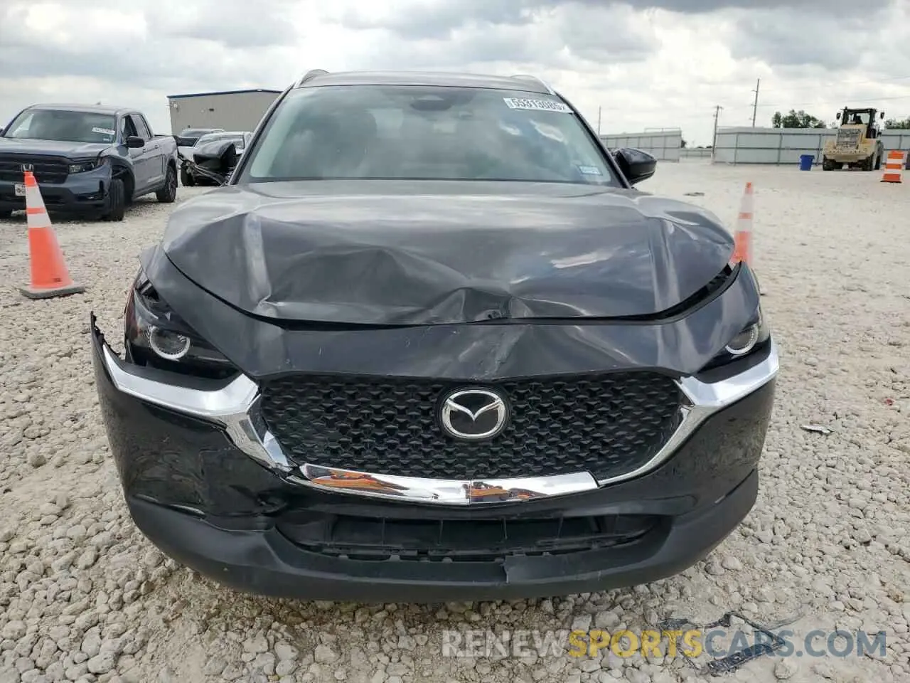5 fotografías del automóvil dañado 3MVDMBBM7RM611928 MAZDA CX30 2024