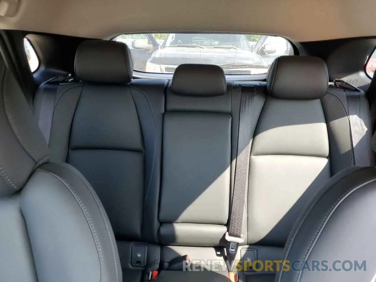 10 fotografías del automóvil dañado 3MVDMBBM7RM664516 MAZDA CX30 2024