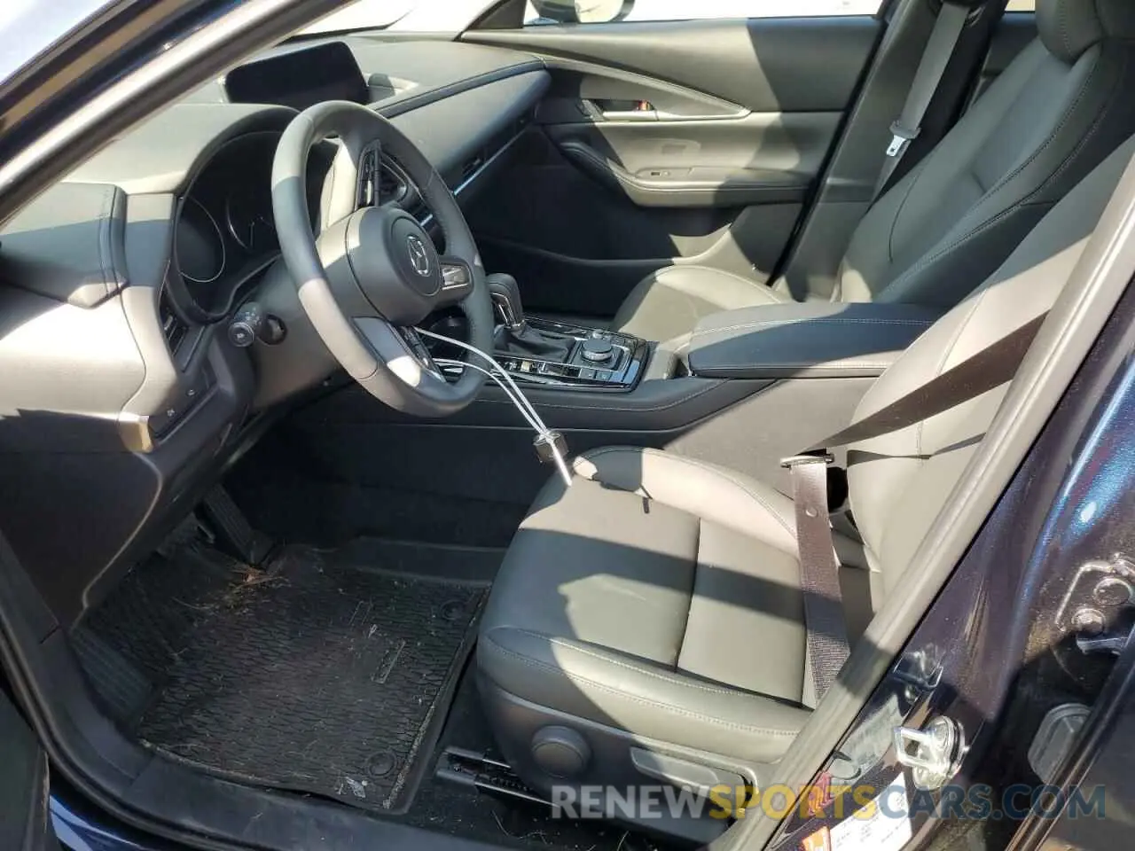 7 fotografías del automóvil dañado 3MVDMBBM7RM664516 MAZDA CX30 2024
