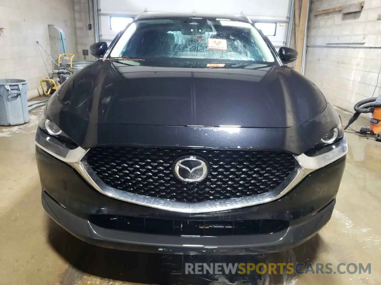 5 fotografías del automóvil dañado 3MVDMBBM7RM698567 MAZDA CX30 2024