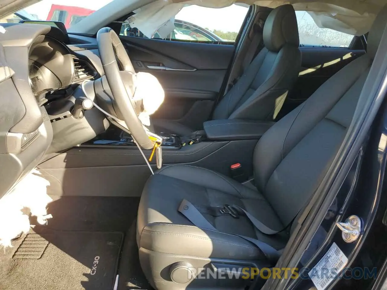 7 fotografías del automóvil dañado 3MVDMBBM9RM713408 MAZDA CX30 2024