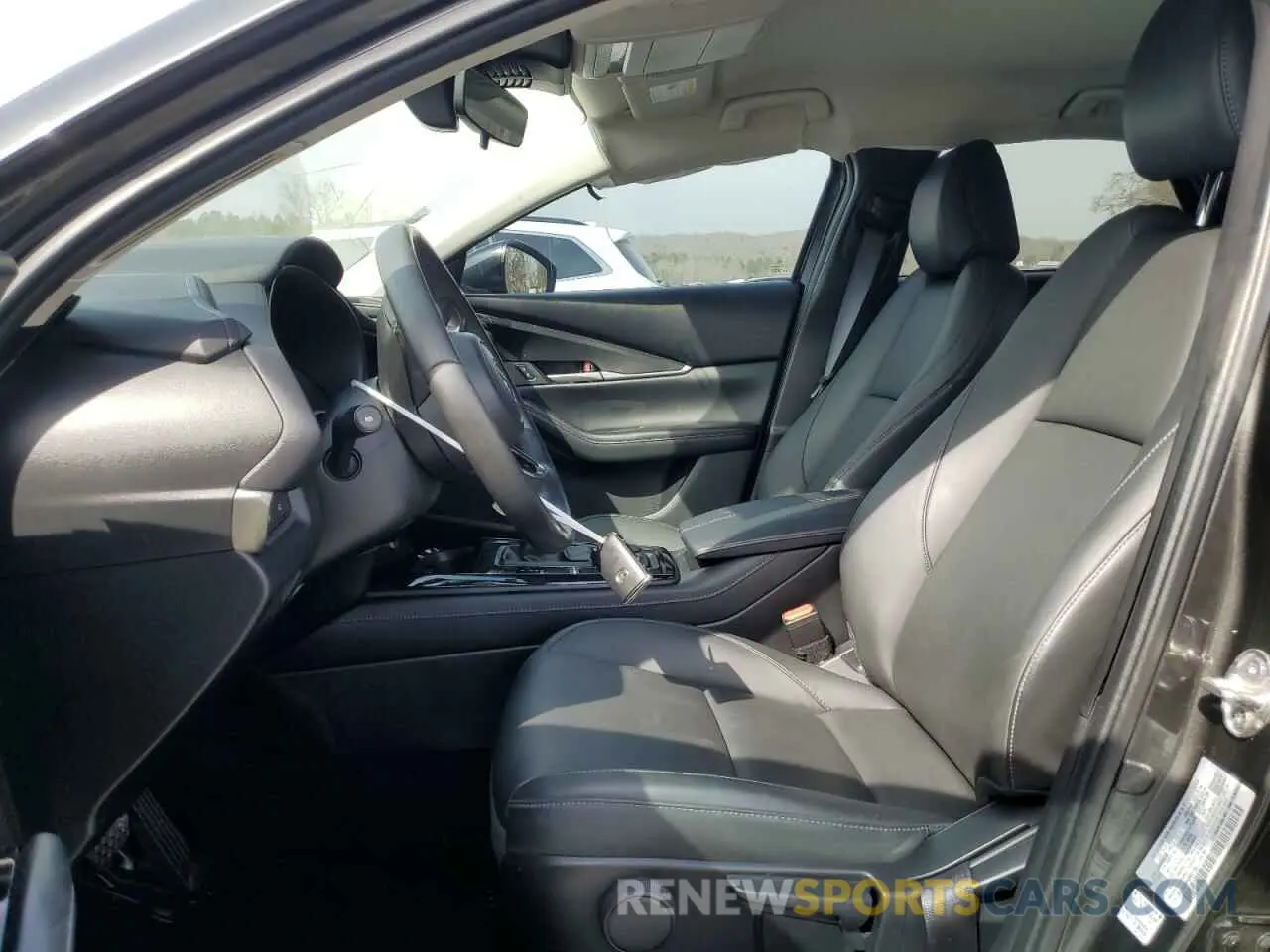 7 fotografías del automóvil dañado 3MVDMBBMXRM617657 MAZDA CX30 2024