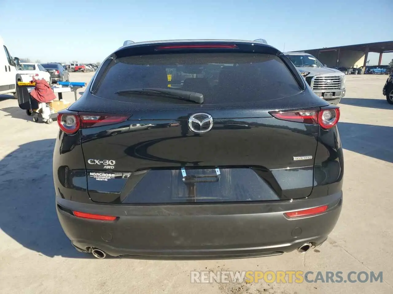 6 fotografías del automóvil dañado 3MVDMBBMXRM710825 MAZDA CX30 2024