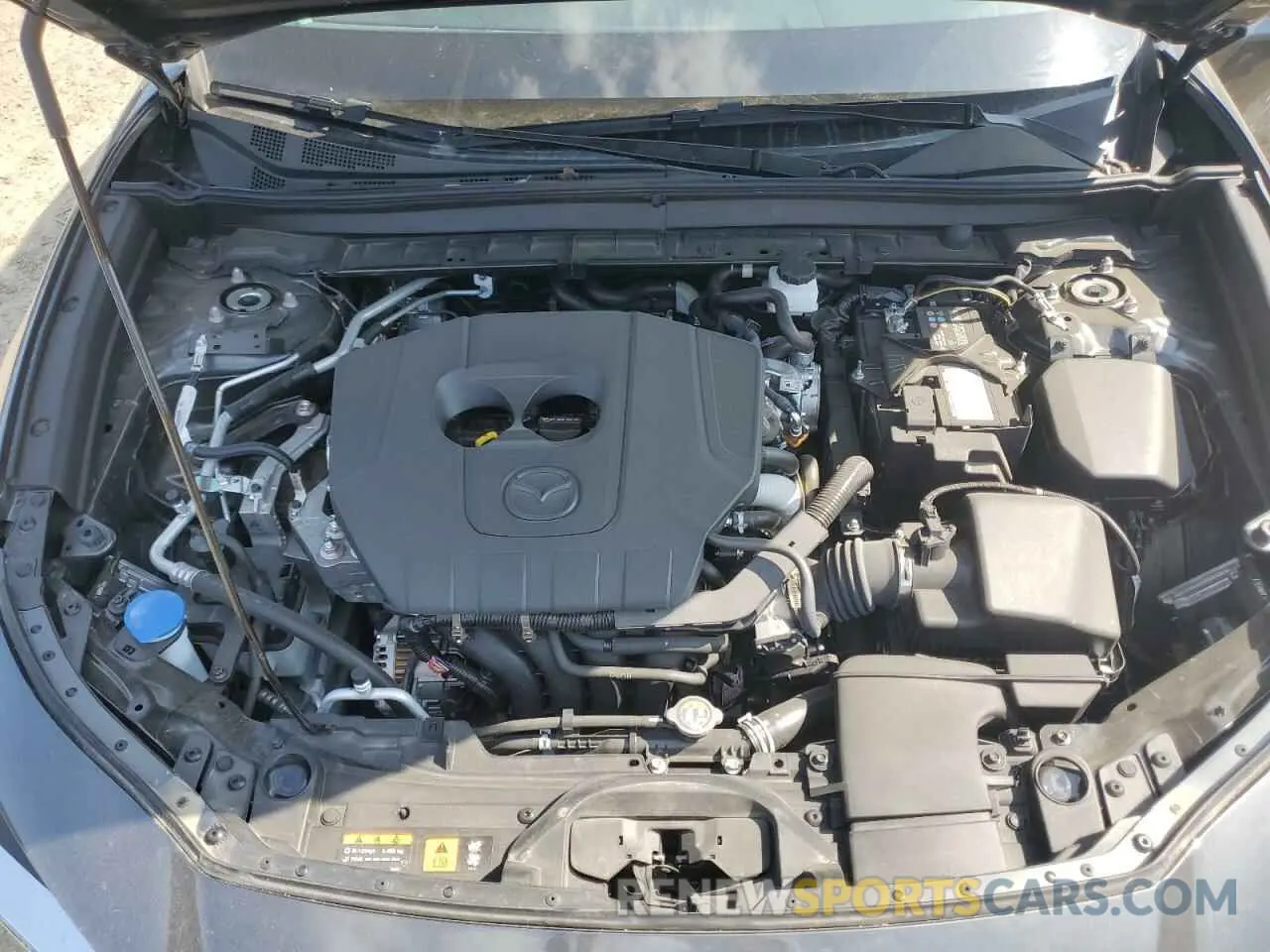 11 fotografías del automóvil dañado 3MVDMBCM3RM714035 MAZDA CX30 2024