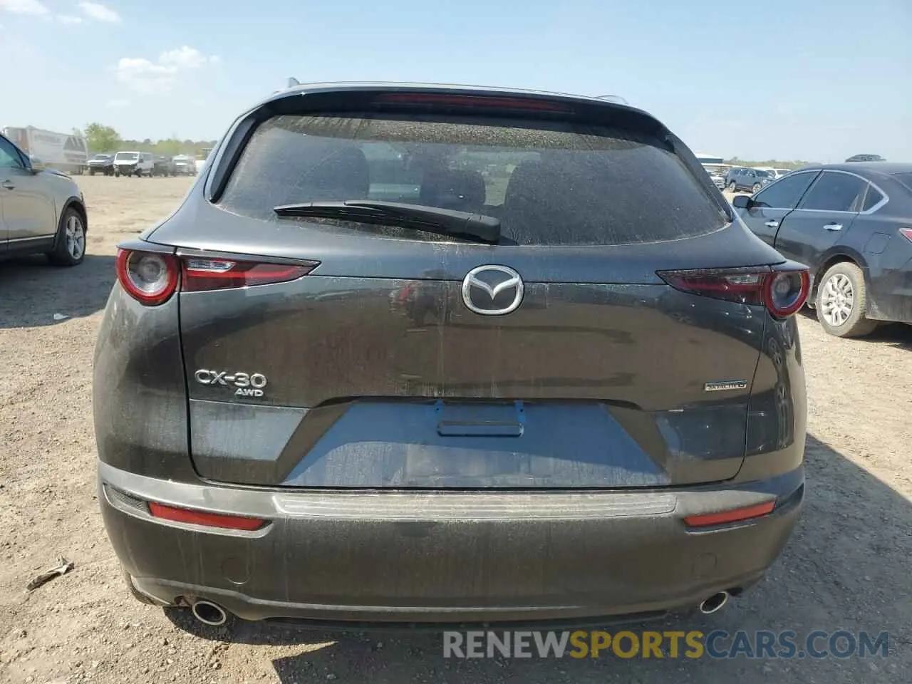 6 fotografías del automóvil dañado 3MVDMBCM3RM714035 MAZDA CX30 2024