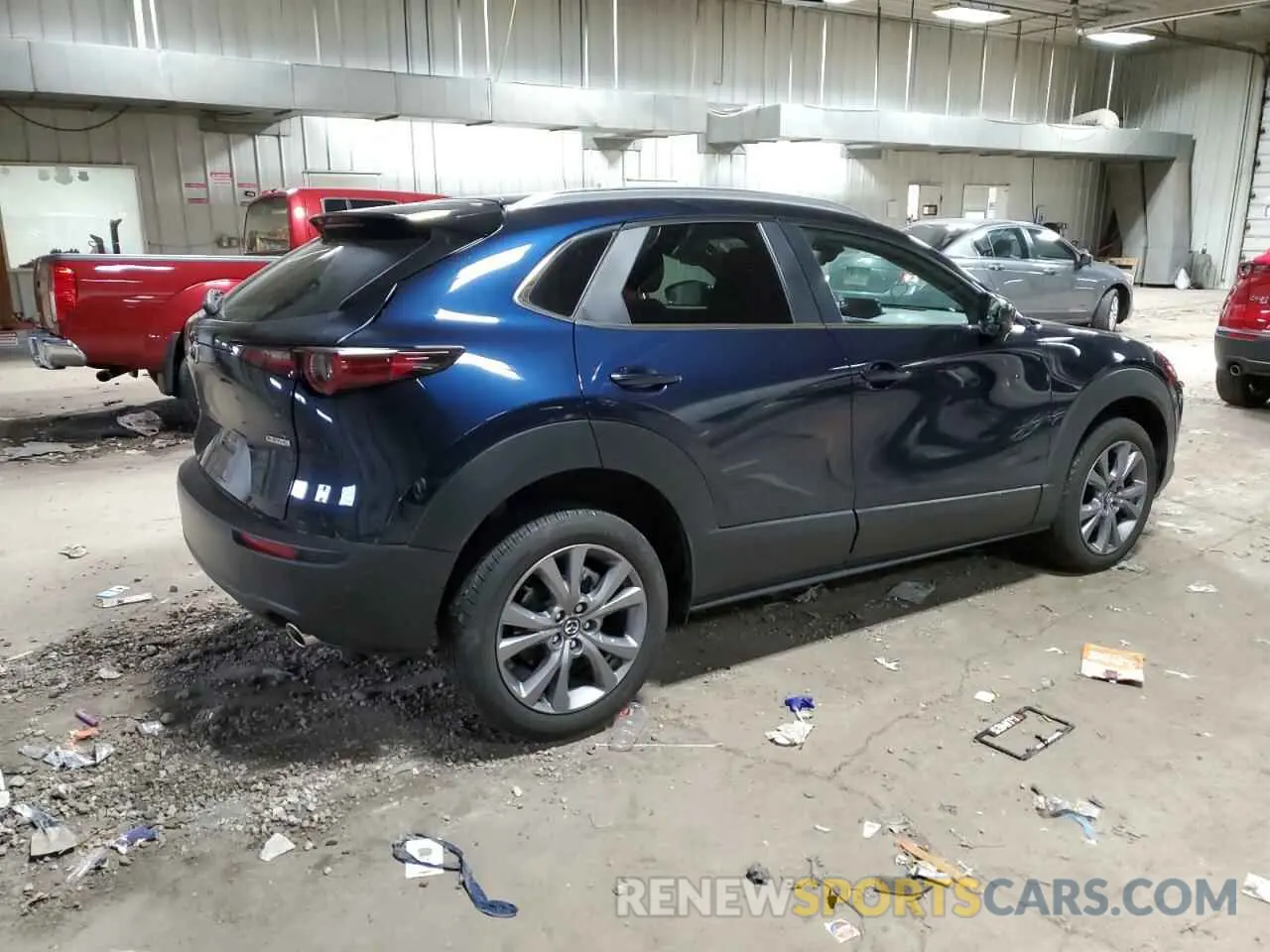 3 fotografías del automóvil dañado 3MVDMBCM5RM644182 MAZDA CX30 2024
