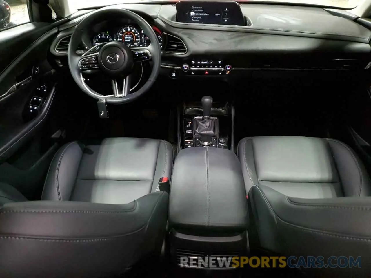 8 fotografías del automóvil dañado 3MVDMBCM5RM644182 MAZDA CX30 2024